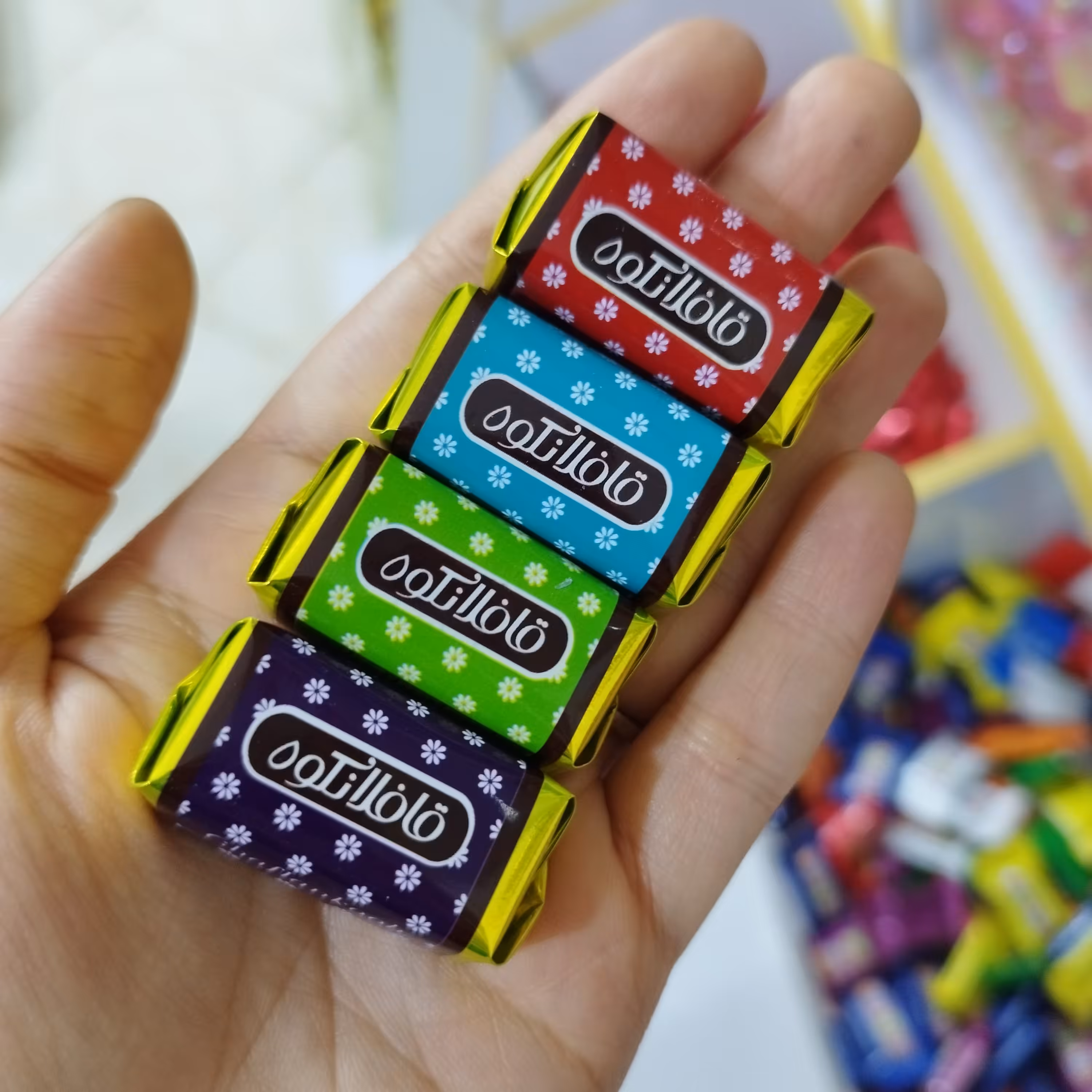 شکلات چارلی میکس قافلانکوه زیبا و مجلسی(یک کیلو)