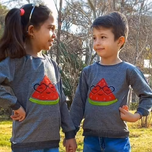 بلوز تک یلدایی دخترانه و پسرانه فقط 40تومن