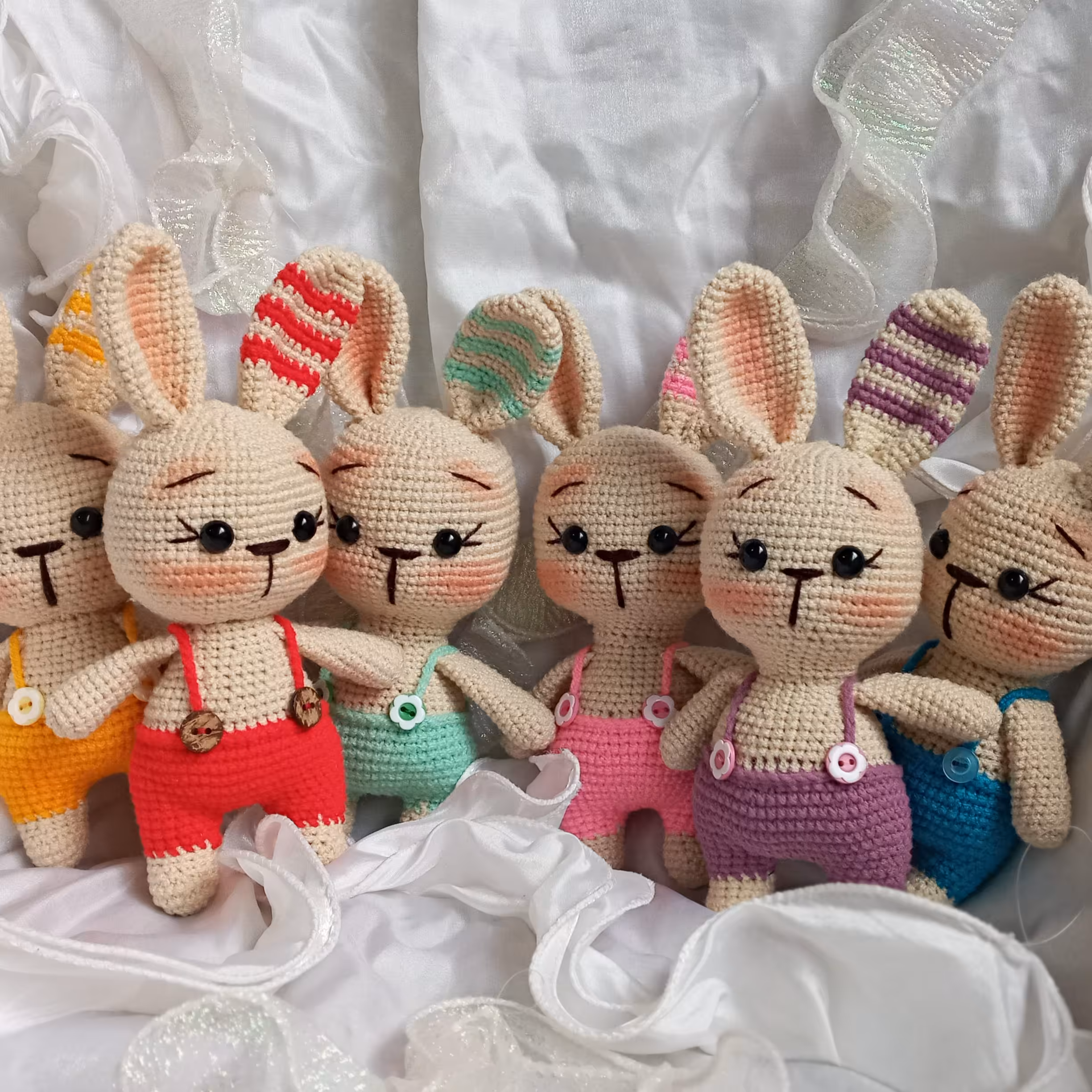 عروسک بافتنی