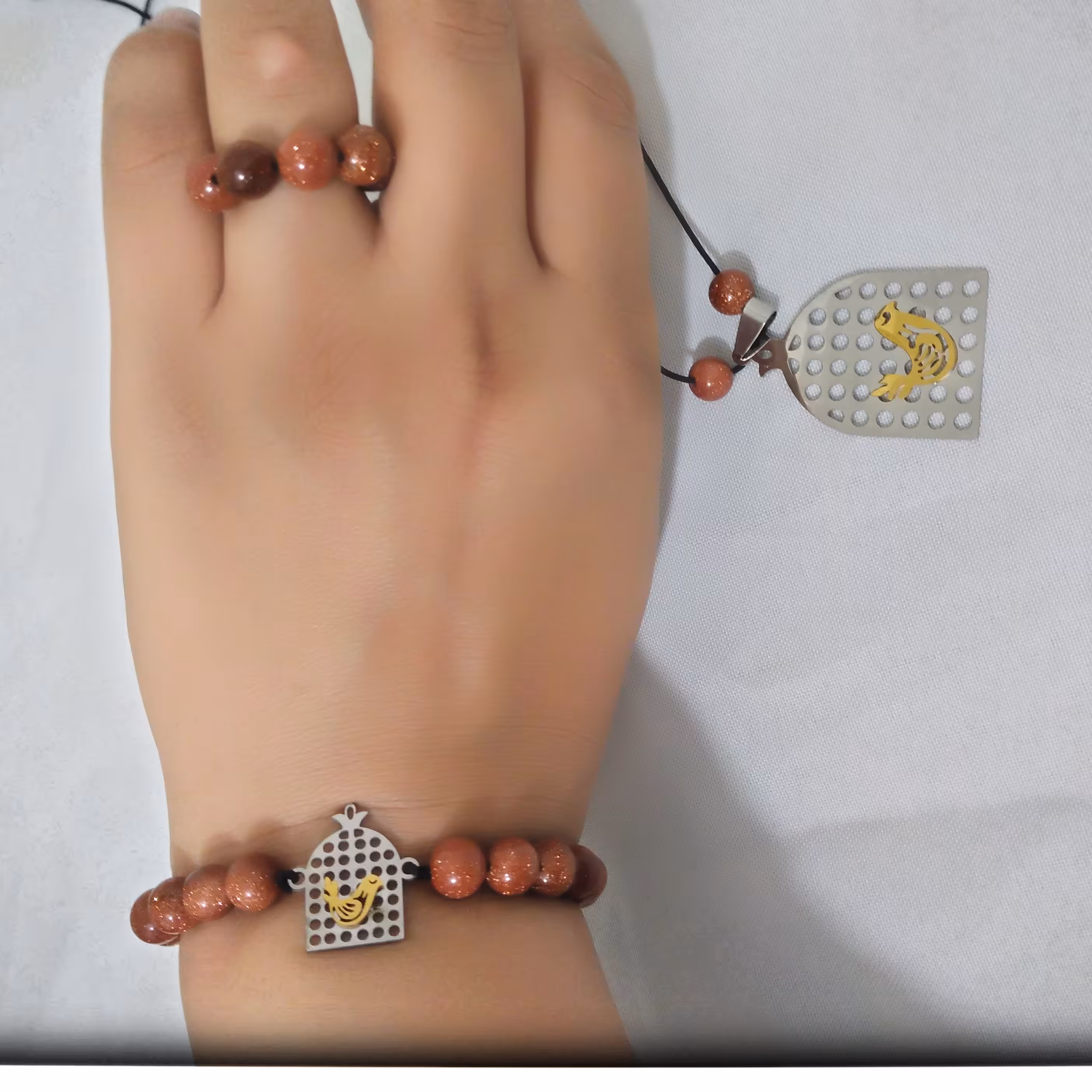 نیمست مرغ عشق