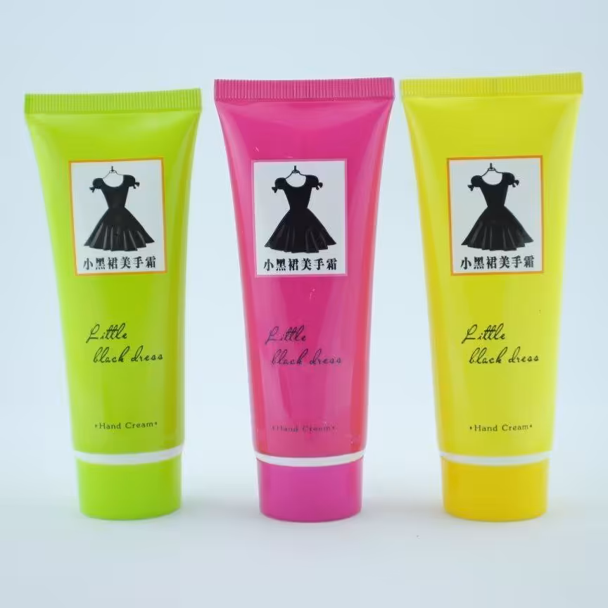 کرم دست عروسکی پوکه بلند 
Hand cream with doll design