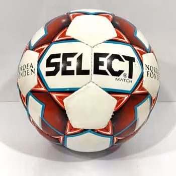 توپ فوتسال نمره 4 زرنگ