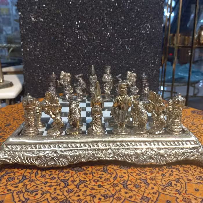 ست صفحه شطرنج برنجی(برنز) و مهره شطرنج برنجی(برنز)سنگین وزن