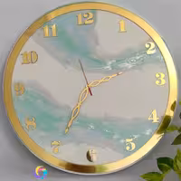 ساعت دیواری رزینی قطر  55 سانت رنگ سبز و طلایی 
