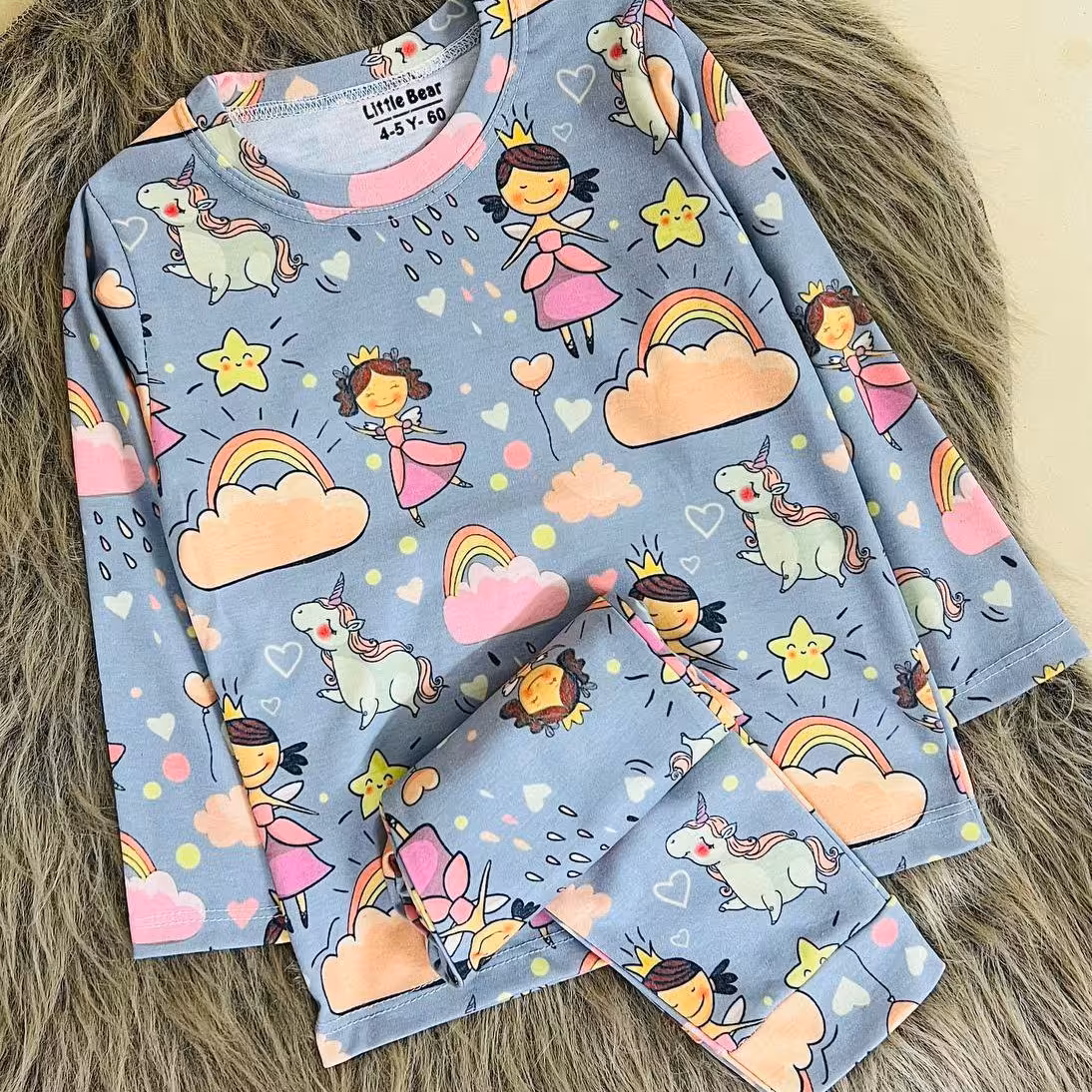 بلوزشلوار راحتی،سایز 2 تا 9سال کیفیت عالی،نخ پنبه لطیف و نرم،بدون پرز شدن