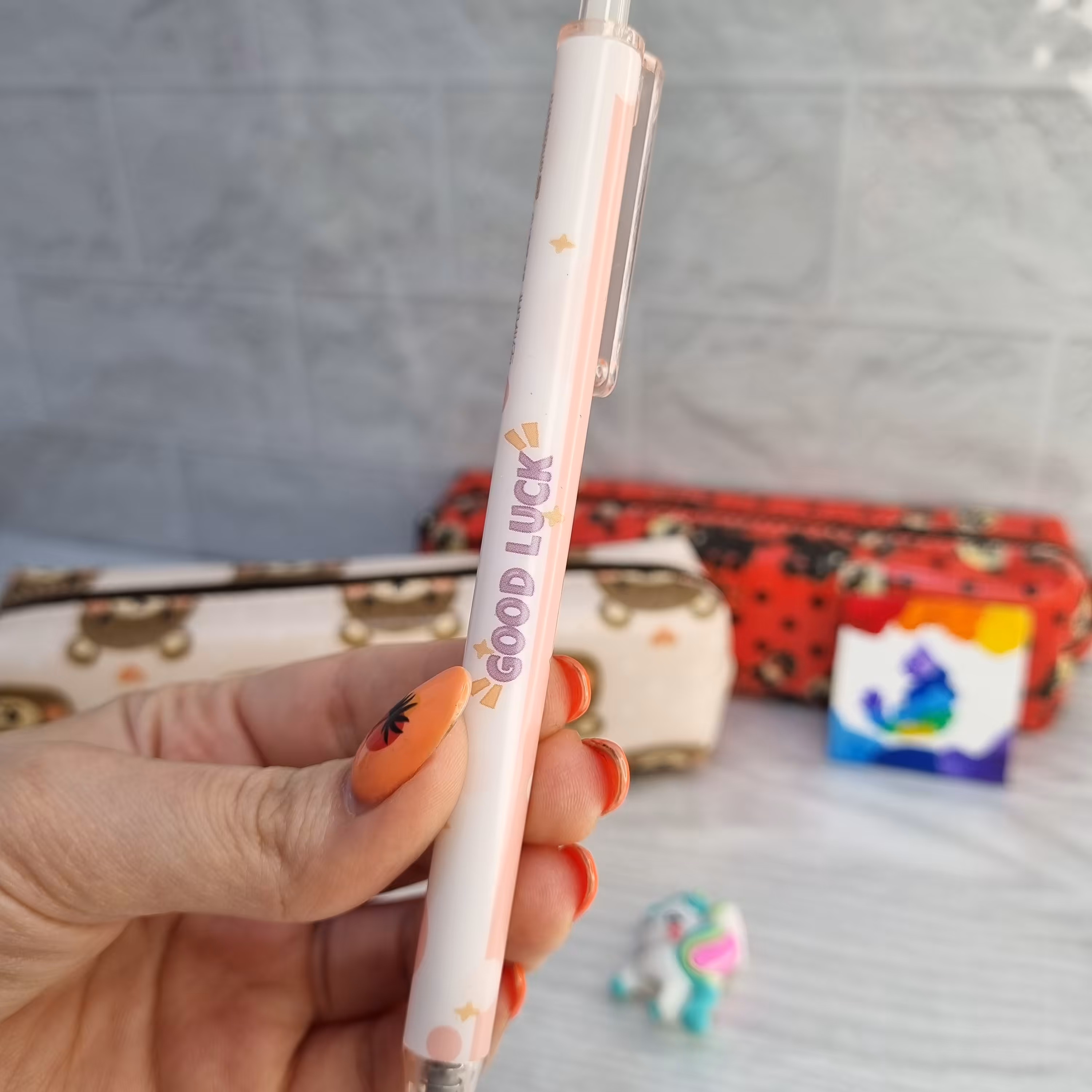 خودکار روان نویس فشاری طرح هلو 1 صورتی با جوهر مشکی 