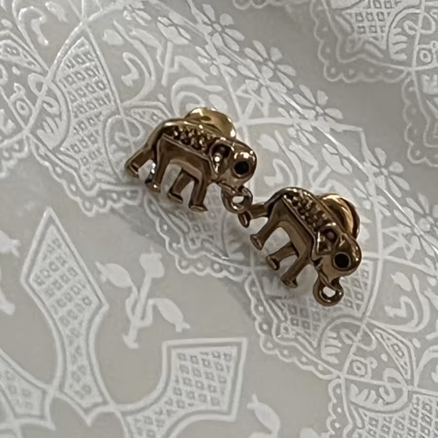 گوشواره میخی ظریف زنانه و دخترانه