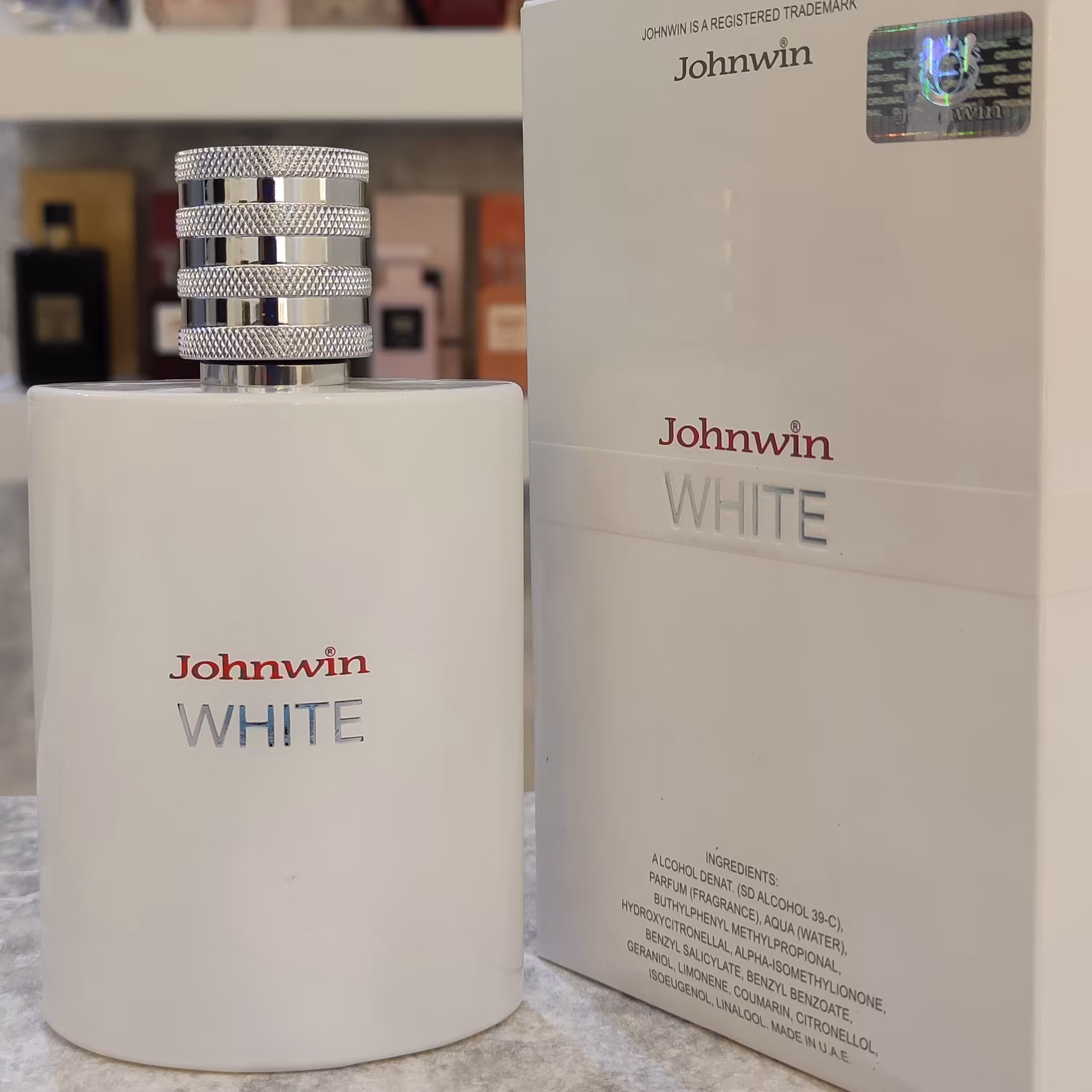 عطر ادکلن مردانه لالیک سفید جانوین 100 میل مدل Johnwin White  