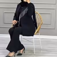 کت  مجلسی زنجیردار مزون دوز  مهرآسا یقه بلیزر  جنس کرپ مازراتی شامل سه سایز قد حدود 85
