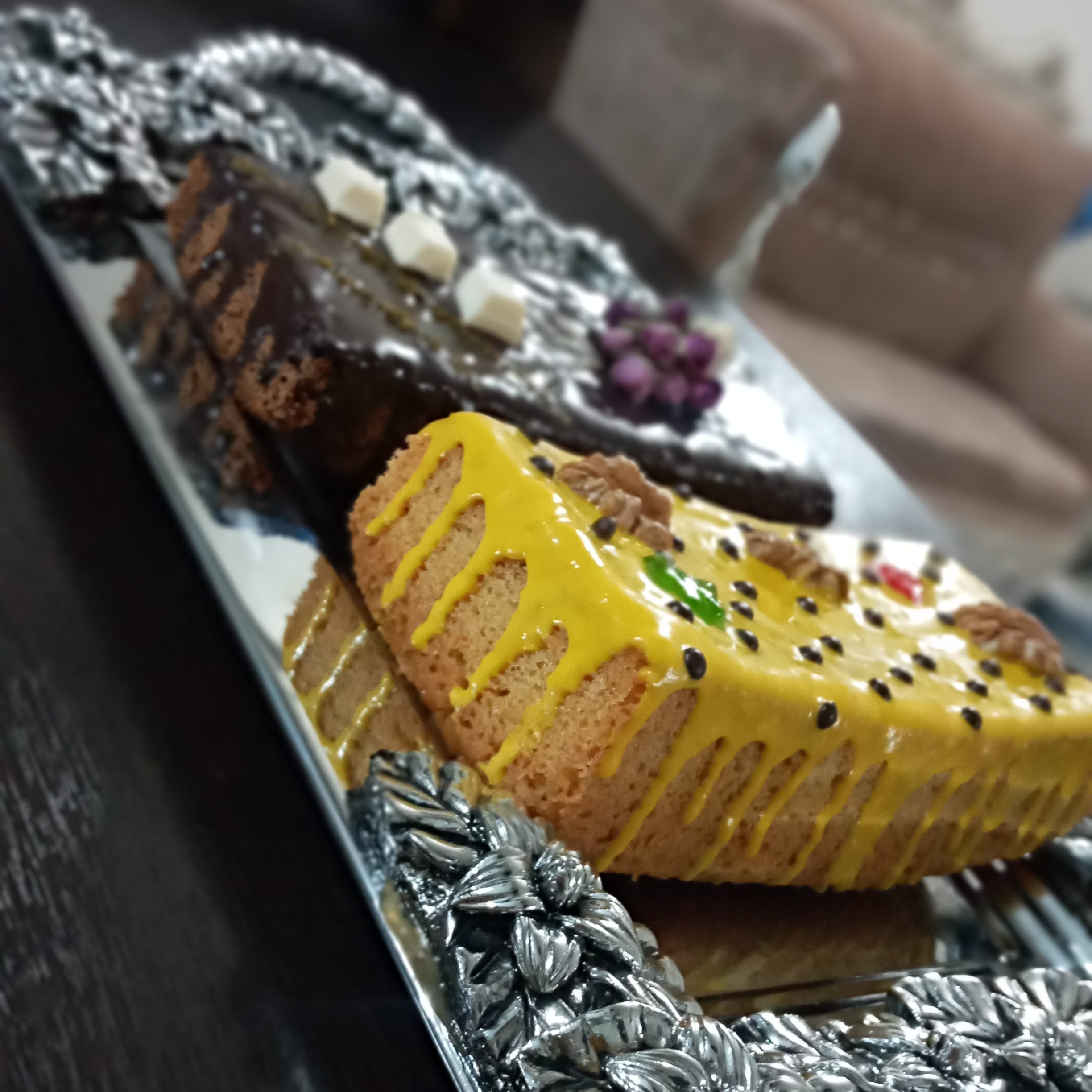 کیک خونگی عصرونه 200گرمی بدون خامه(هزینه ی ارسال پس کرایه)