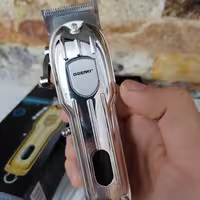 ماشین اصلاح سر و صورت شارژی حرفه ای Geemy GM-6716 Barber Tools موجود در فروشگاه قشمی شاپ Instagram Qeshmishop