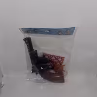 اسباب بازی اسلحه هشت تیر ترقه ای همراه یک بسته گلوله