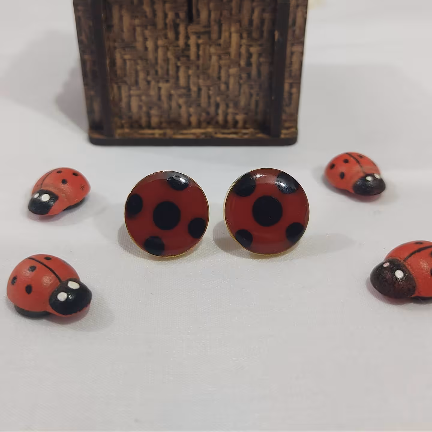 گل‌ گوش کفشدوزک