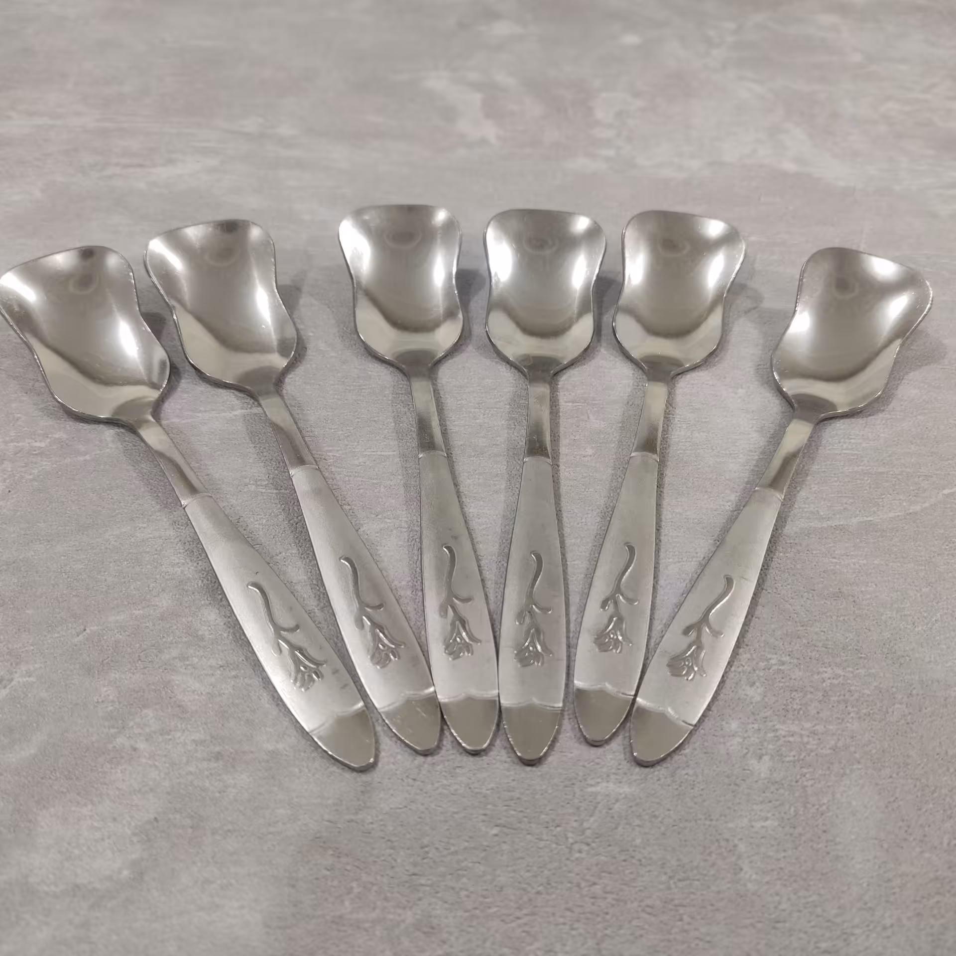 قاشق بستنی خوری 6 عددی طرح گل میخک 