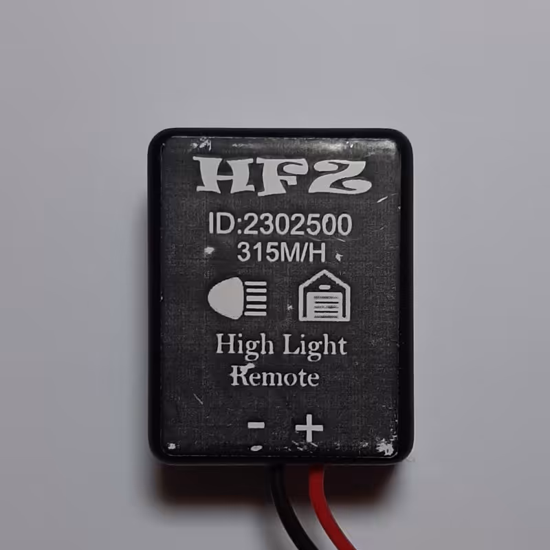 ریموت درب پارکینگ با نور بالای خودرو315MHZ