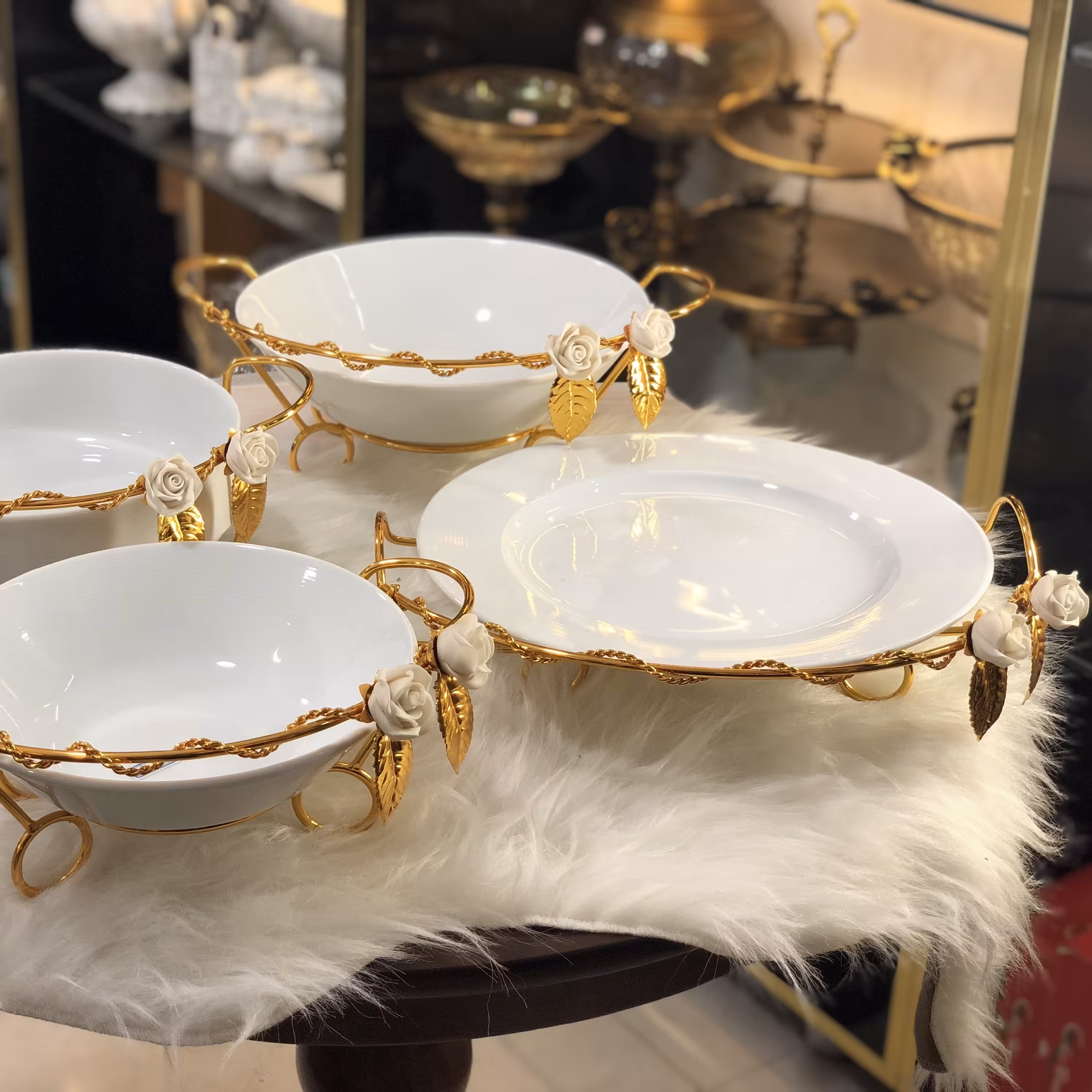 سرویس پذیرایی شکوفه 