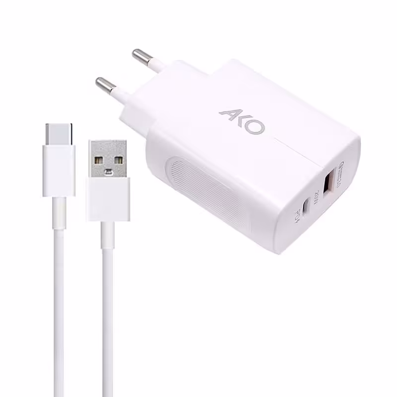 شارژر دیواری آکو مدل AH-2 به همراه کابل تبدیل USB-C