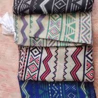 شال طرحدار  با کیفیت و رنگبندی 