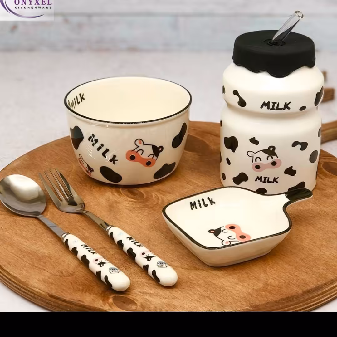 ست طرح گاو ظرف غذا خوری،ماگ نی دار ،قاشق و چنگال موزه خوری   کودک