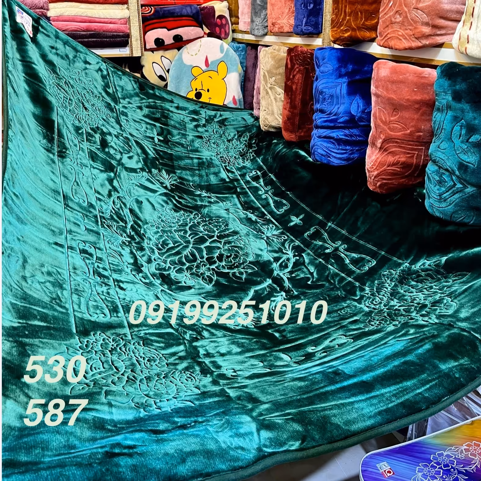 پتو نرمینه یکنفره مدل ونلون نخ ژاپن آکریلیک گل برجسته جعبه ای کد 530
