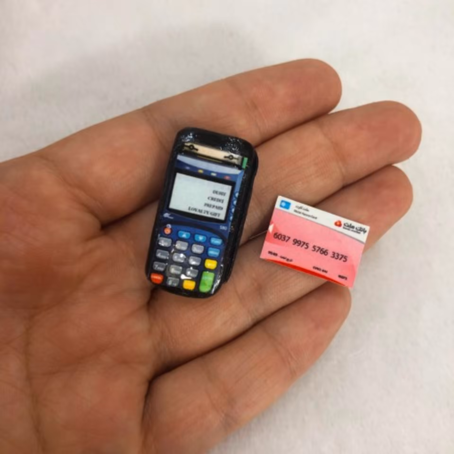 کارت خوان بانک ملت به همراه یک عدد کارت بانک ملت مینیاتوری