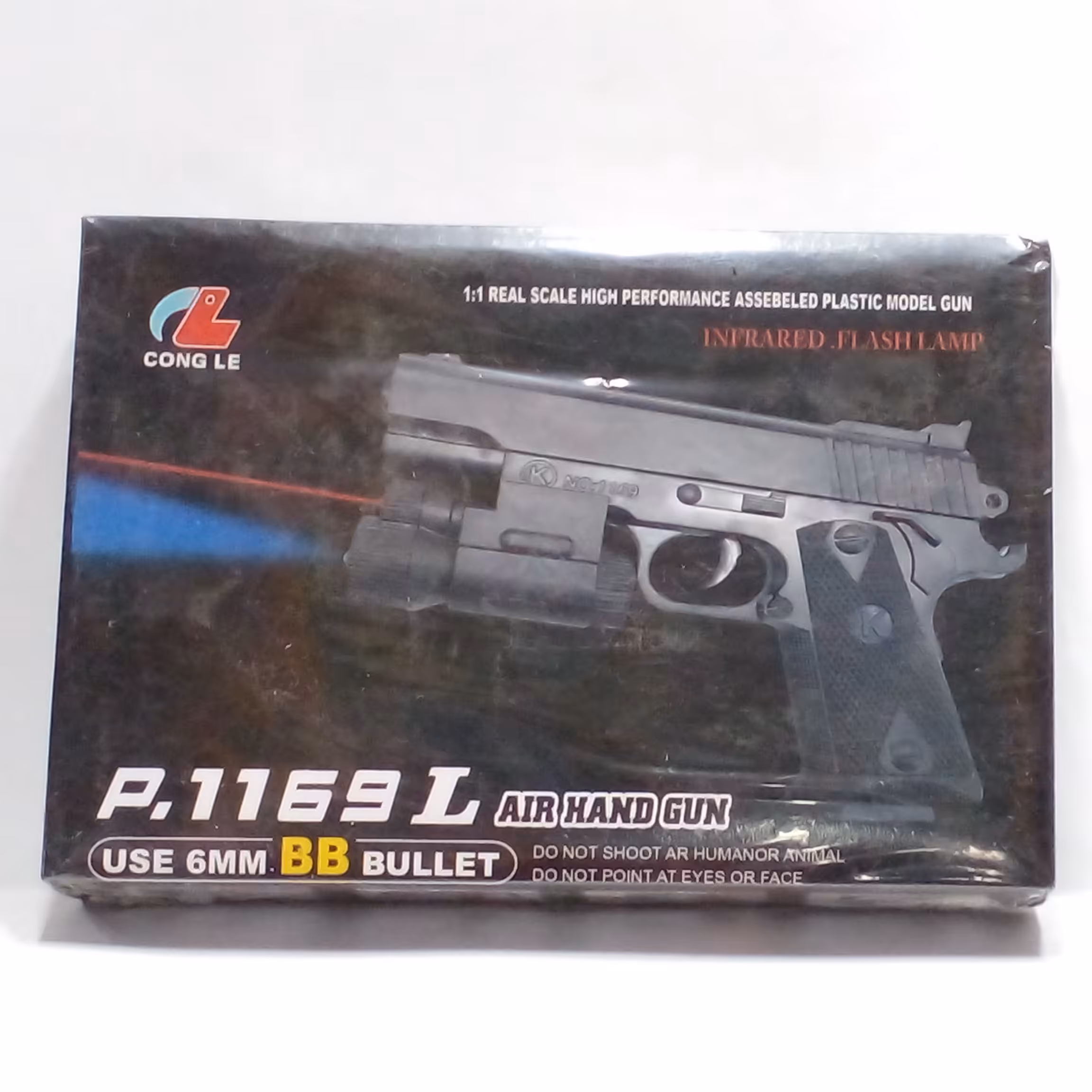 تفنگ ساچمه ای لیزر دار