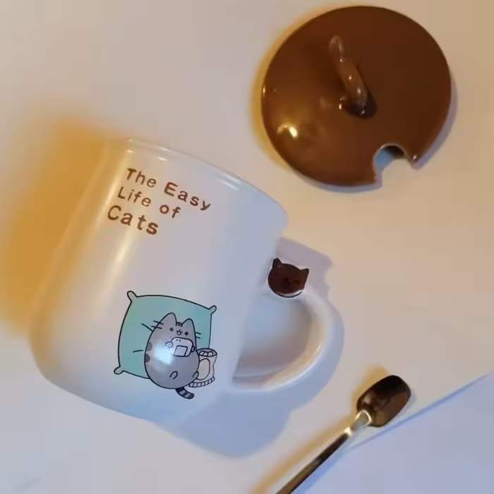 ماگ فانتزی درب دار و قاشق دار گربه کیوت 