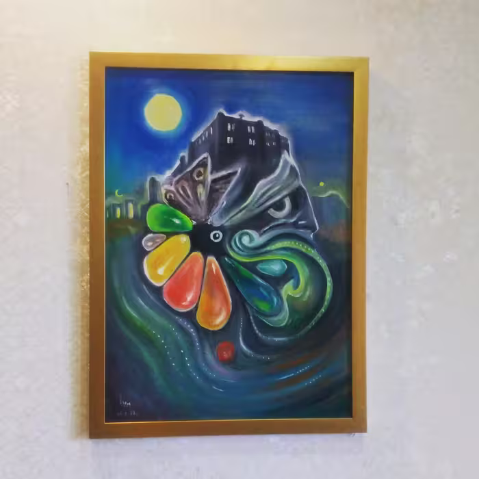 تابلو نقاشی اثر سورئال سایز 50 در 70 cm با قاب طلایی