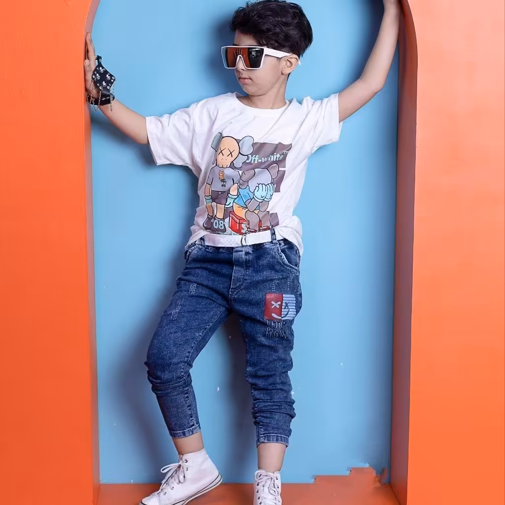 شلوار جین پسرانه مناسب 1 تا 12 سال  پارچه جین کشی  کیفیت تضمینی شیک و لاکچری  