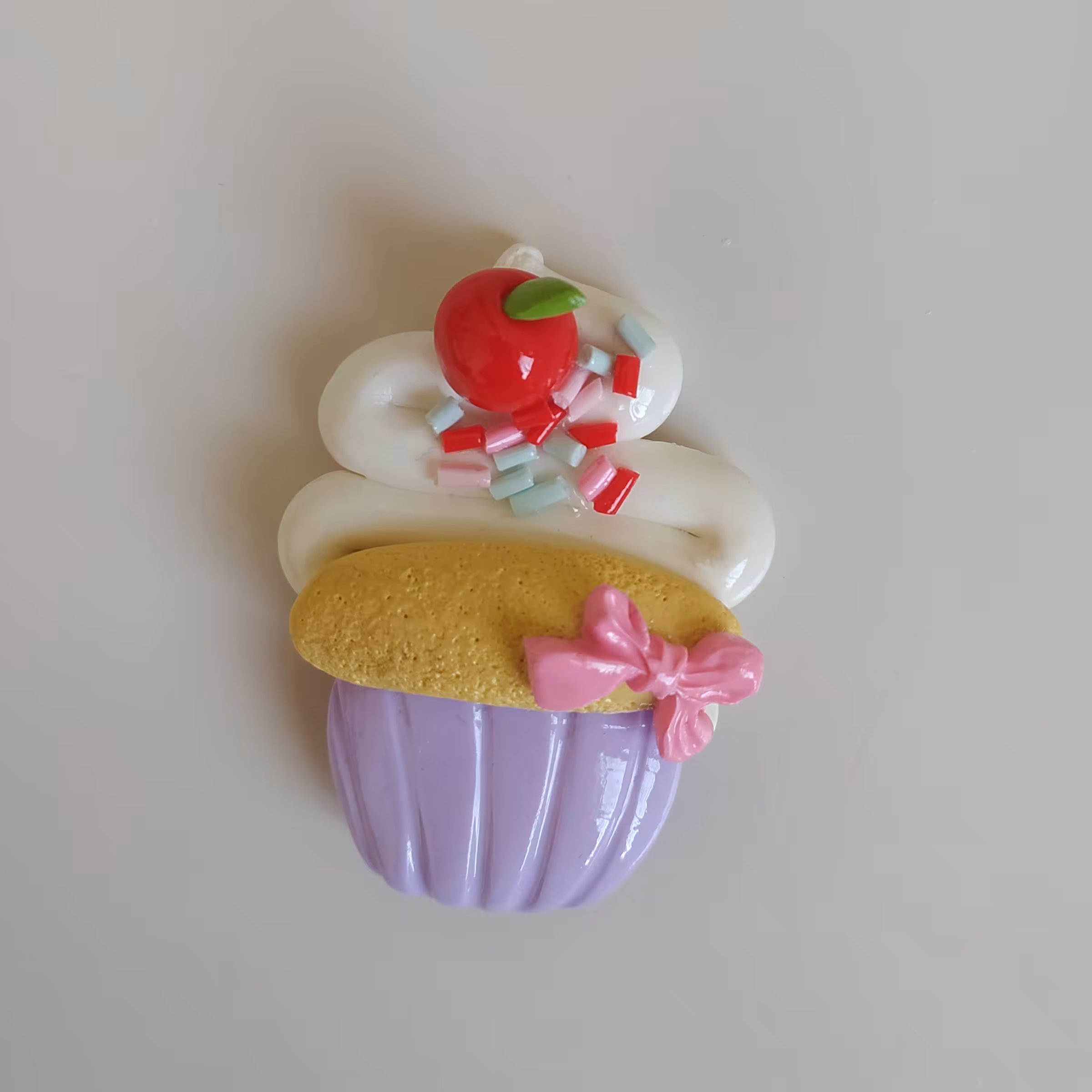 مگنت یخچال طرح کاپ کیک یک عددی