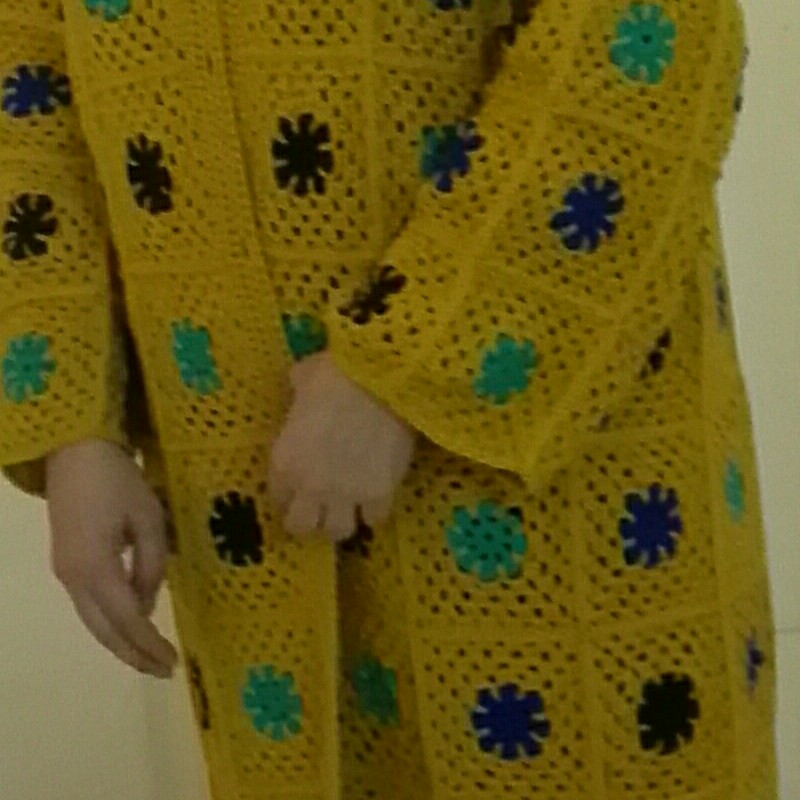 مانتو بافتنی