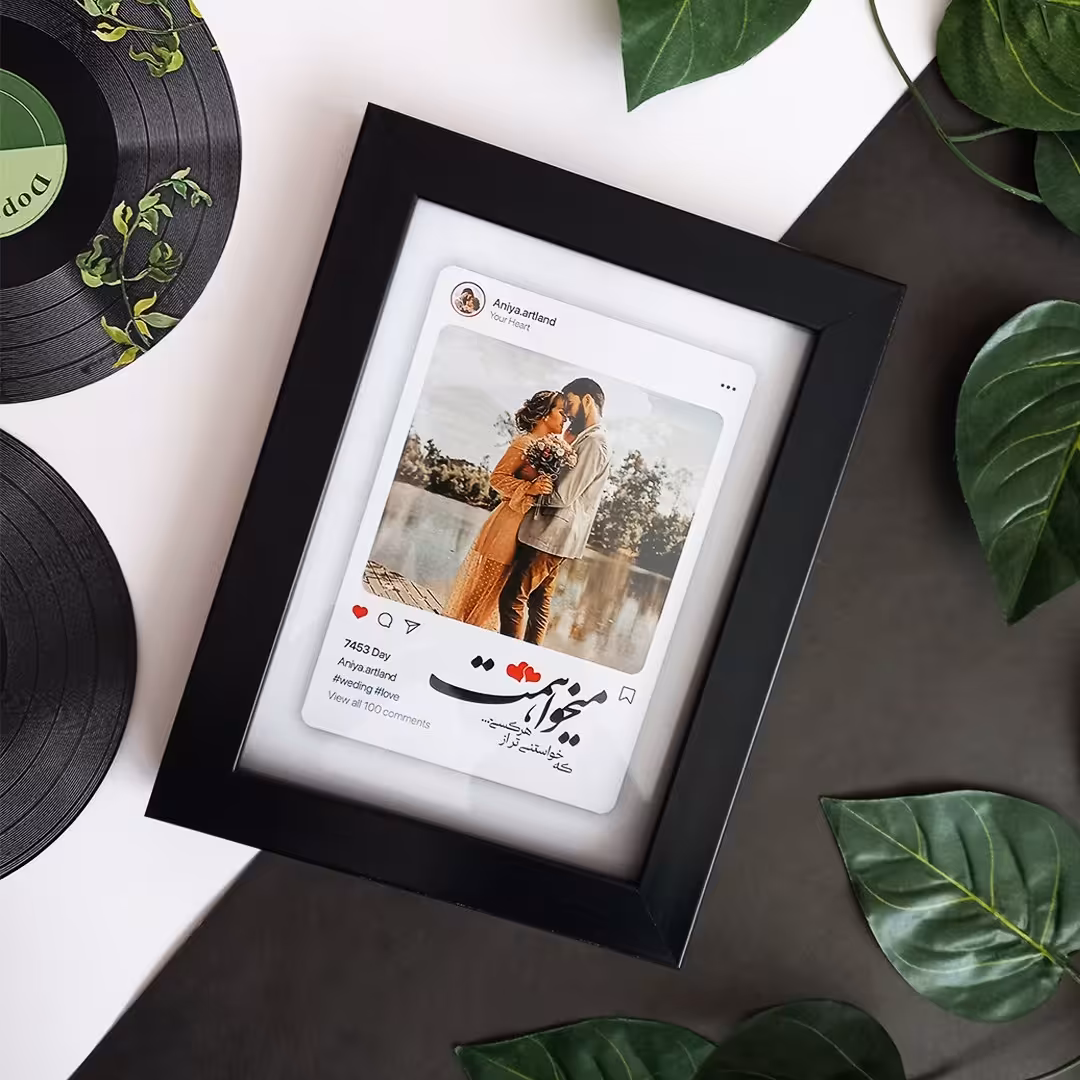 تابلوی عشق طرح اینستاگرام قاب مشکی(دو حالته رومیزی و دیواری) مناسب هدیه ولنتاین ابعاد 24 در 19