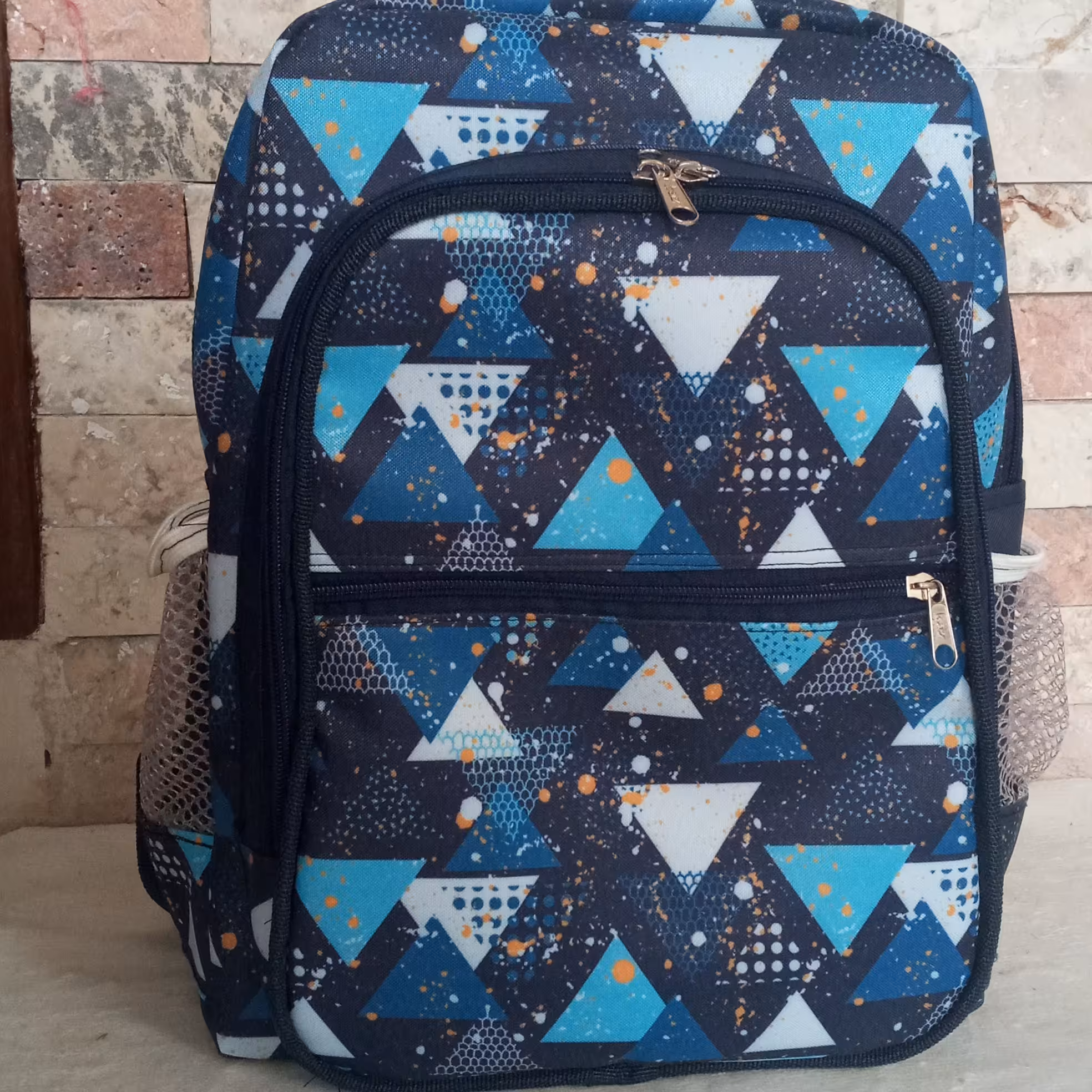 کوله پشتی سایز متوسط مناسب دوره ابتدایی برزنت پشت فوم تمام طرح 