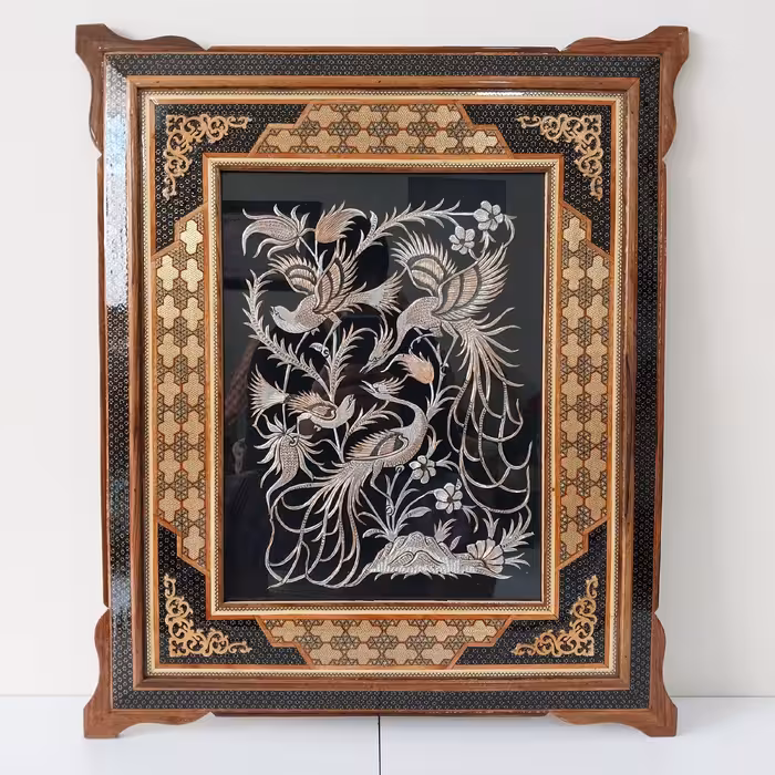 تابلو قلم زنی روی مس با قاب خاتم کاری صلیبی نفیس ( سایز 54 در 64 سانتی متری )(ارسال رایگان)