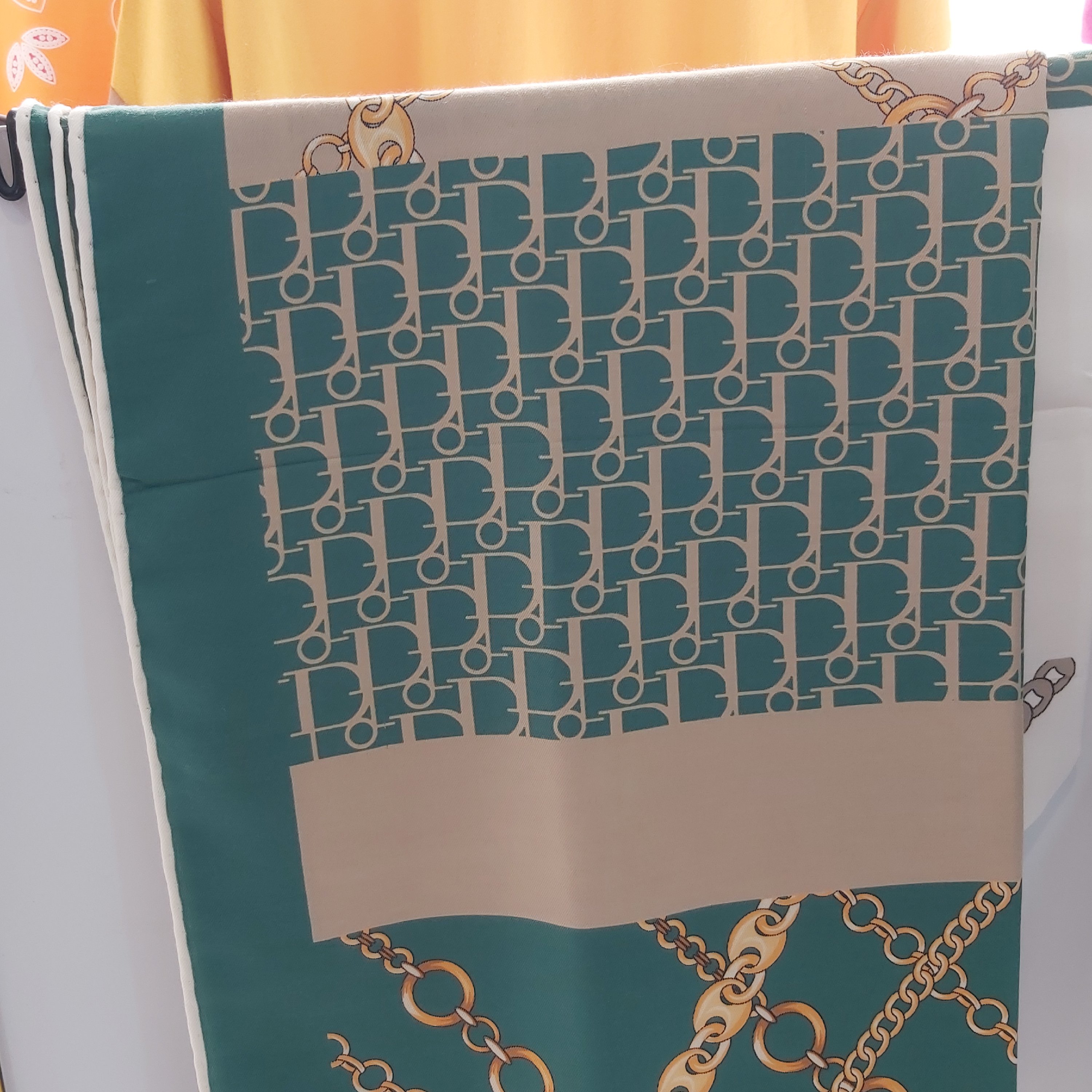 روسری کجراه