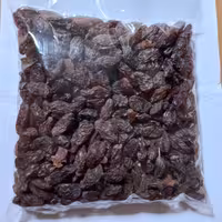 مویز گوشتی،هسته دار و محلی درشت و درجه یک (500 گرمی )