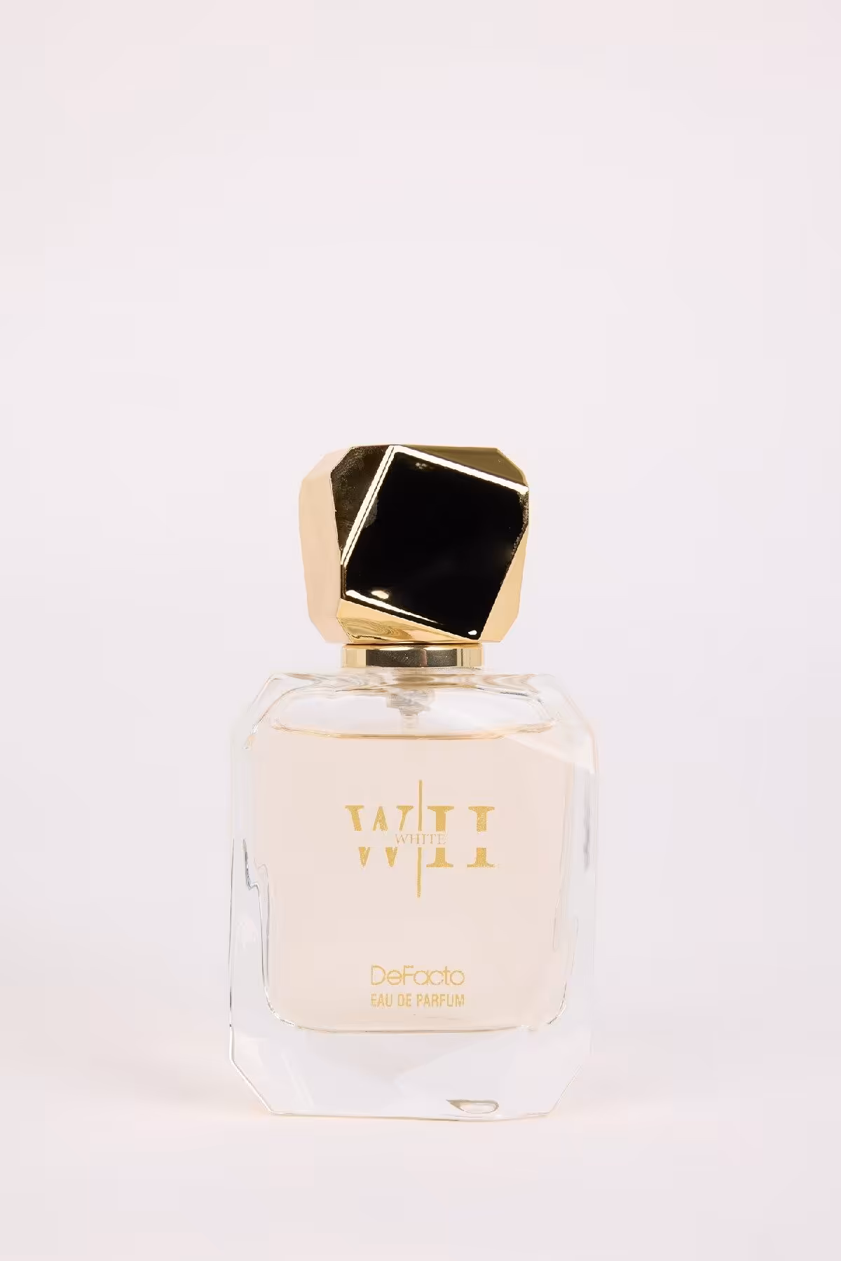 عطر زنانه ماده سفید معطر 50 میل Defacto