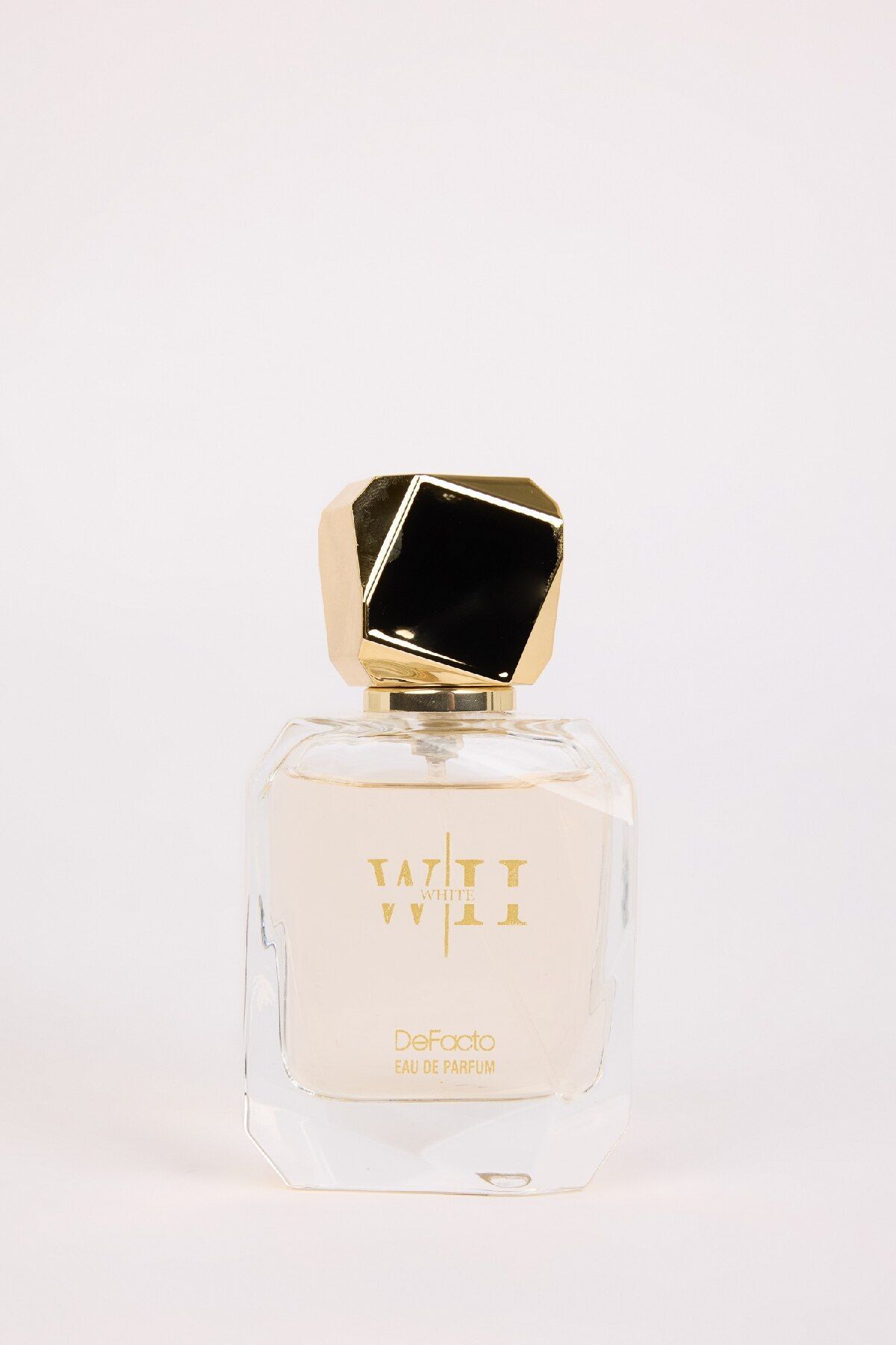 عطر زنانه ماده سفید معطر 50 میل Defacto