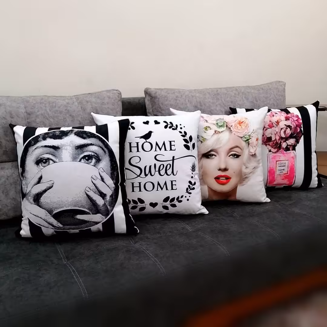 کاور کوسن مخمل مبلی طرح مرلین مونرو (پسکرایه هزینه ارسال با مشتری توضیحات مهم)