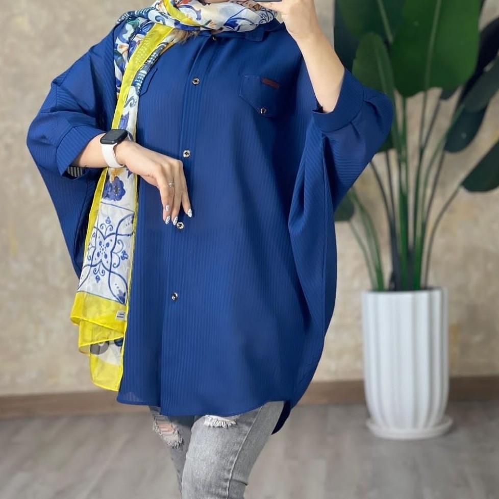 مانتو پانچ زنانه جنس حریر میله ای اعلا فری سایز 36 تا 48
