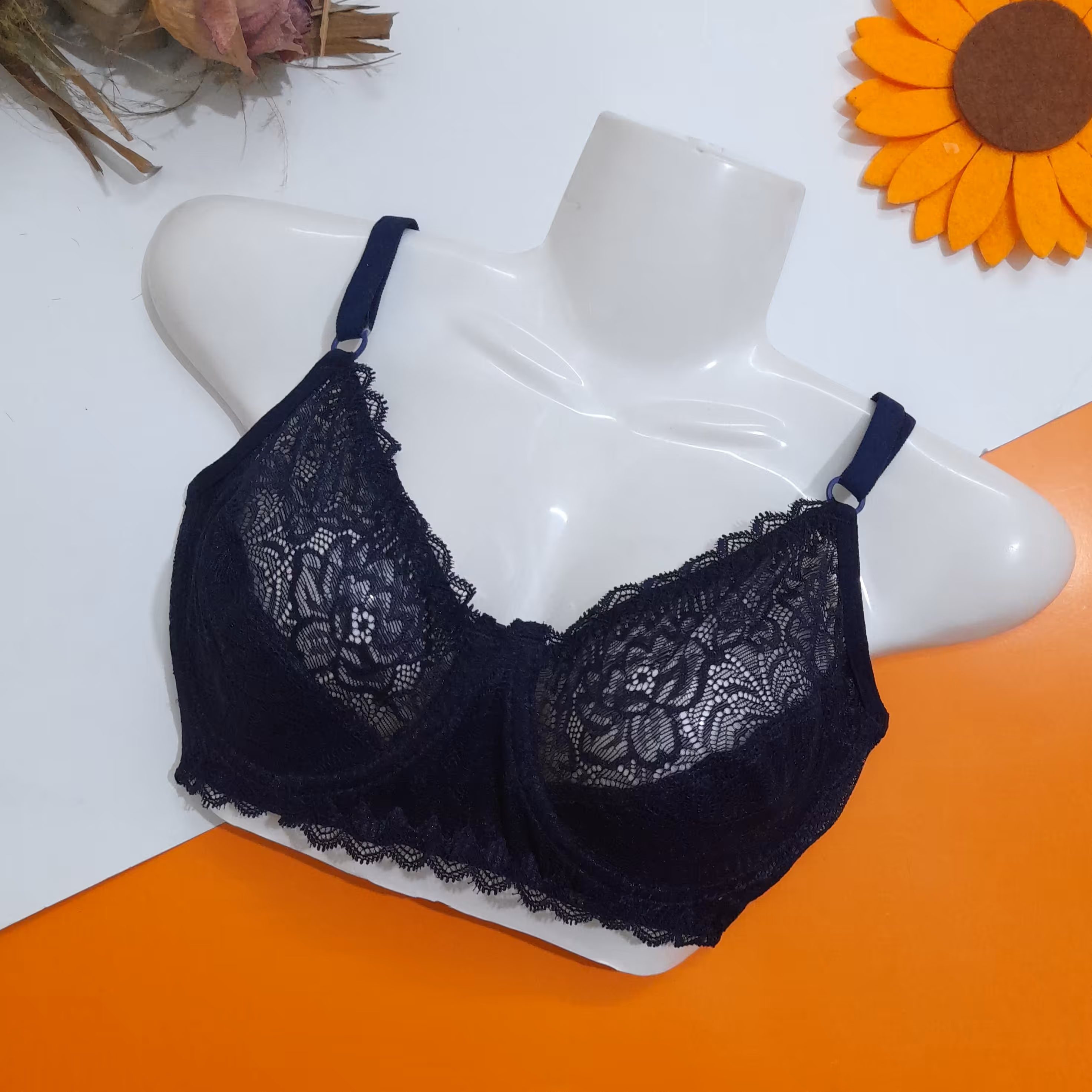 سوتین گیپور  زیرنخ