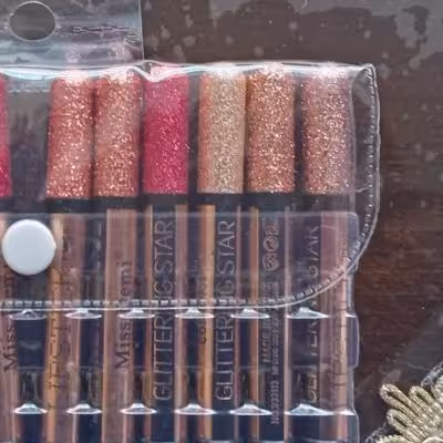 رژ لب مدادی شاین گلیتری میس دمی