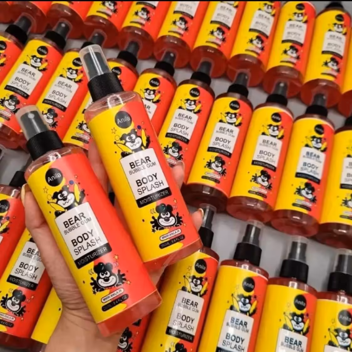 بادی اسپلش آدامس خرسی آنیلا ،250 میل شایندار