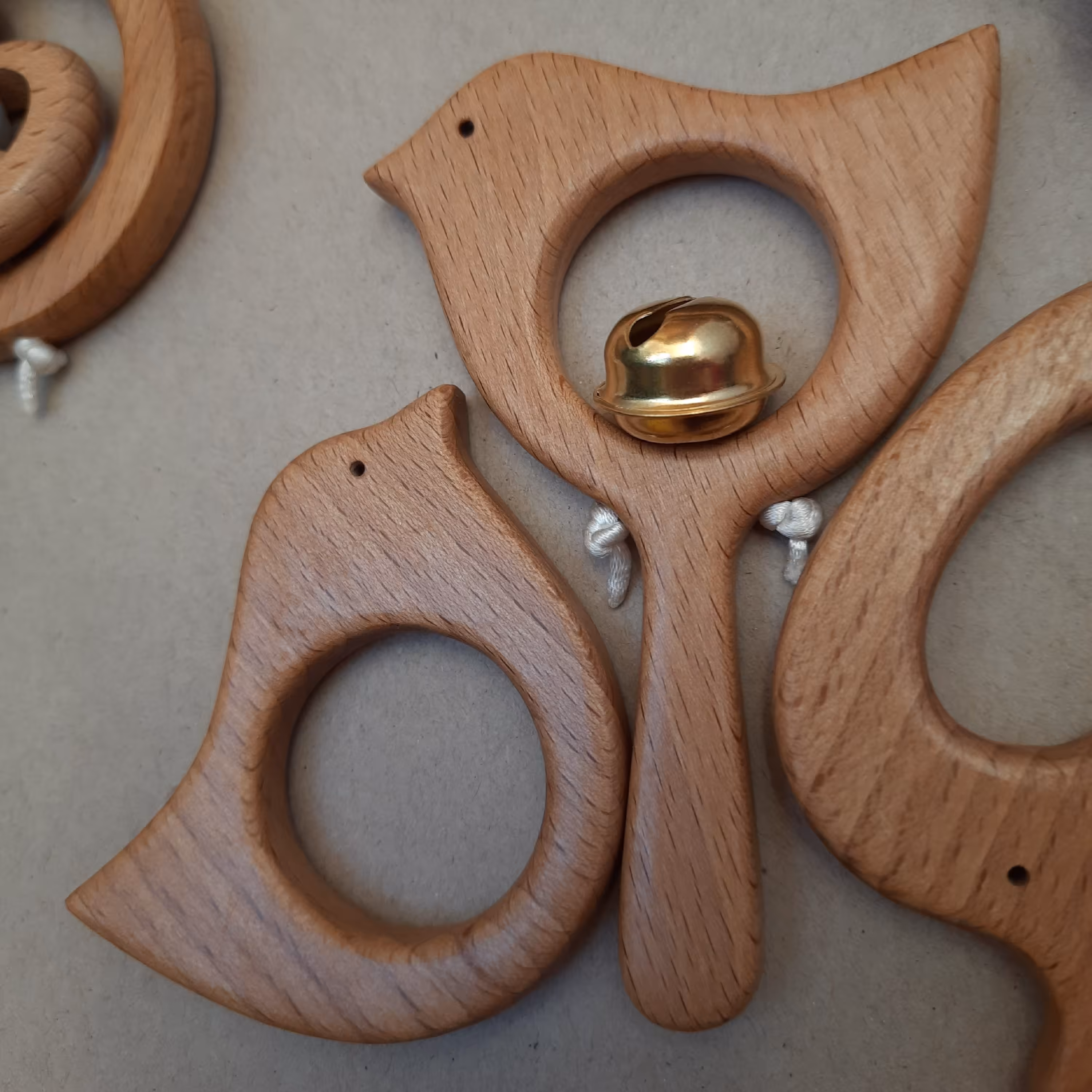 جغجغه با چوب راش