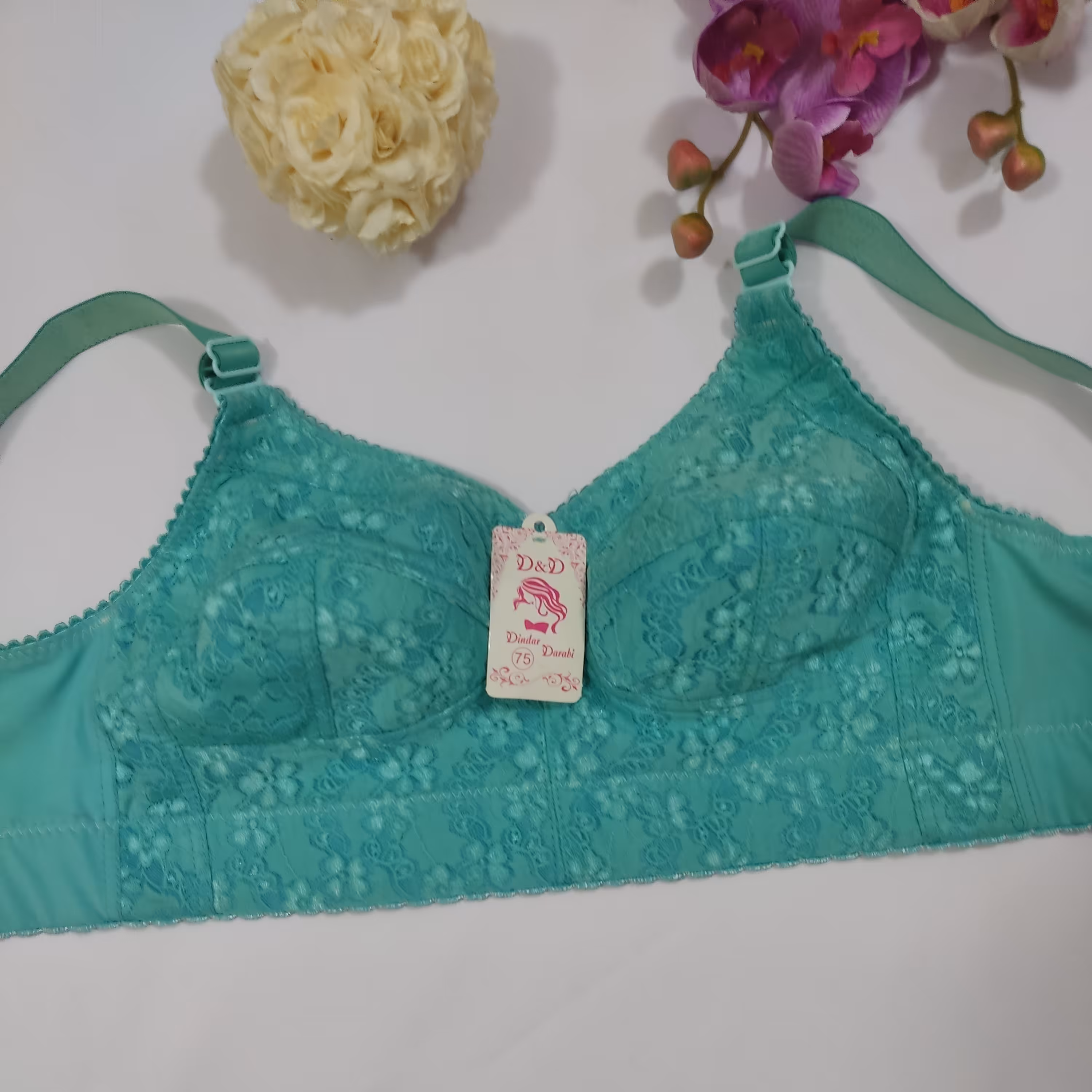 سوتین دانتل زیر نخ اعلا کش پهن سایز 75 در تک رنگ زیبای سبز بسیار شیک و عالی