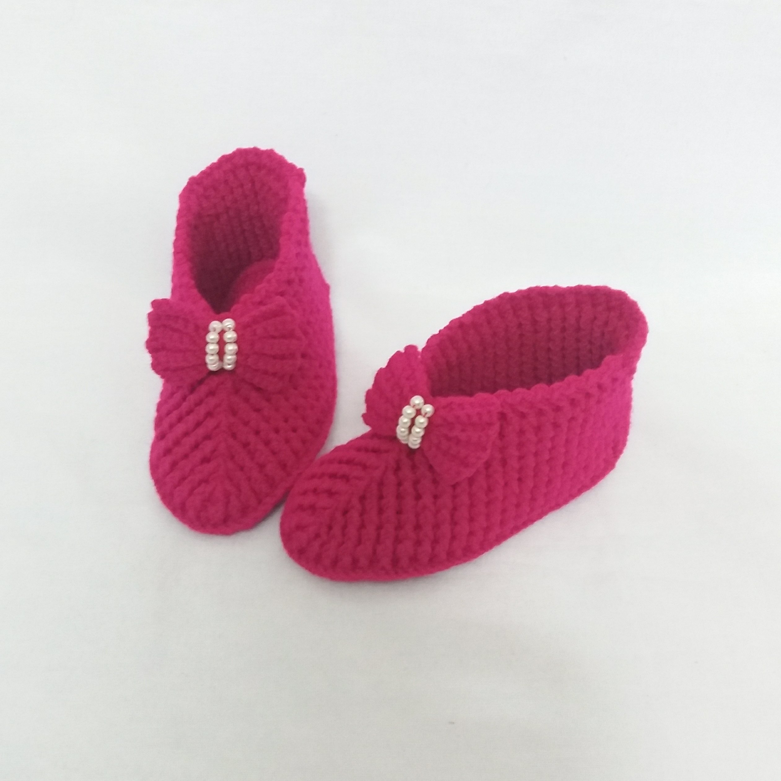 پاپوش بافتنی دخترانه