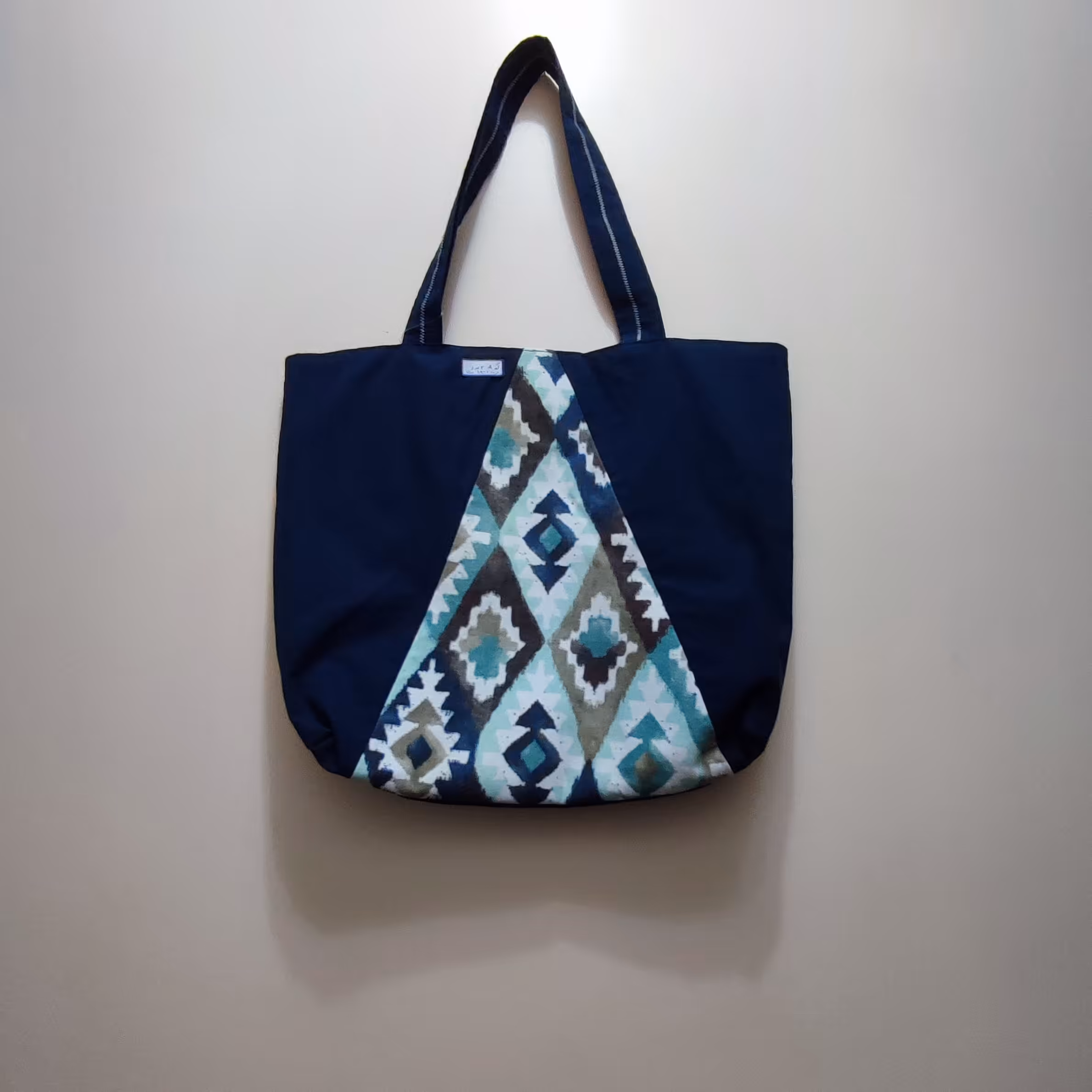 کیف زنانه رنگ سورمه ای بیتا