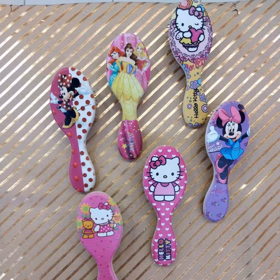 برس بچه گانه ضد آب در طرح و رنگ های مختلف