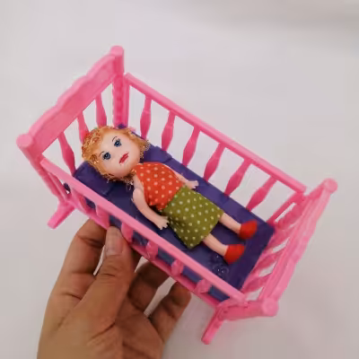 گهواره اسباب بازی با عروسک متصل