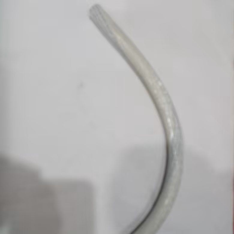 شیلنگ گاز  9 سه لایه سفید ( 4 متری )